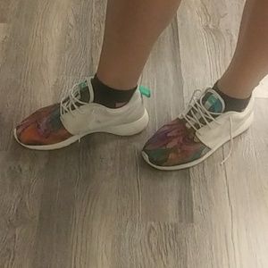 Nike Shoes - Mens Nikes Nike Shoes - Mens Nikes
